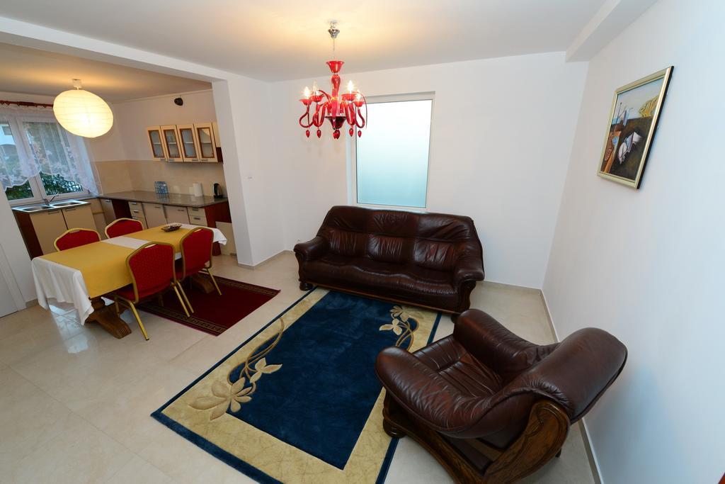 Nowy Dwór Mazowiecki B&B Airport Modlin מראה חיצוני תמונה