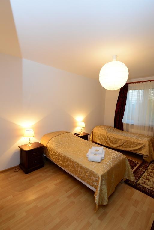 Nowy Dwór Mazowiecki B&B Airport Modlin חדר תמונה